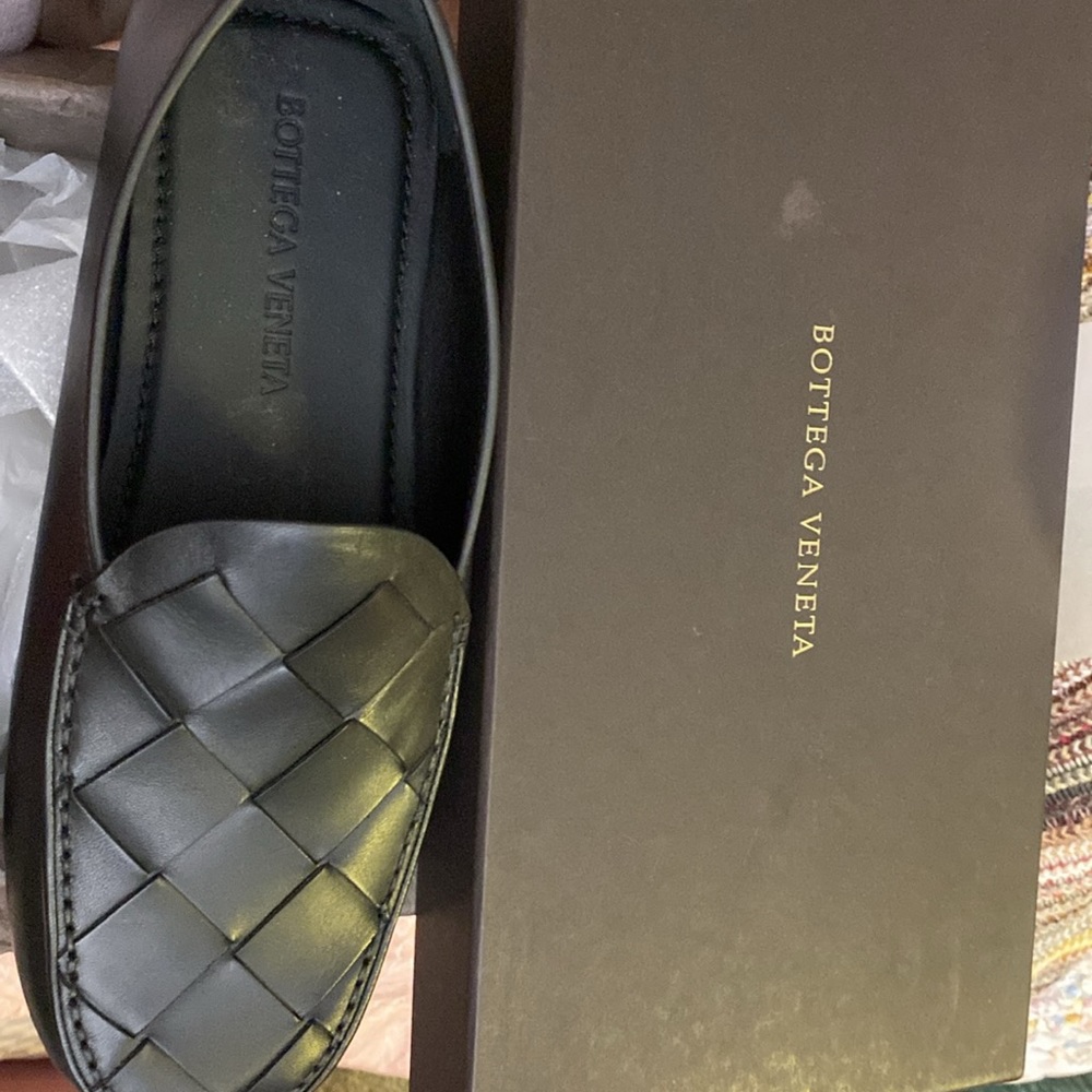 Authentic Bottega Veneta Slip on shoes